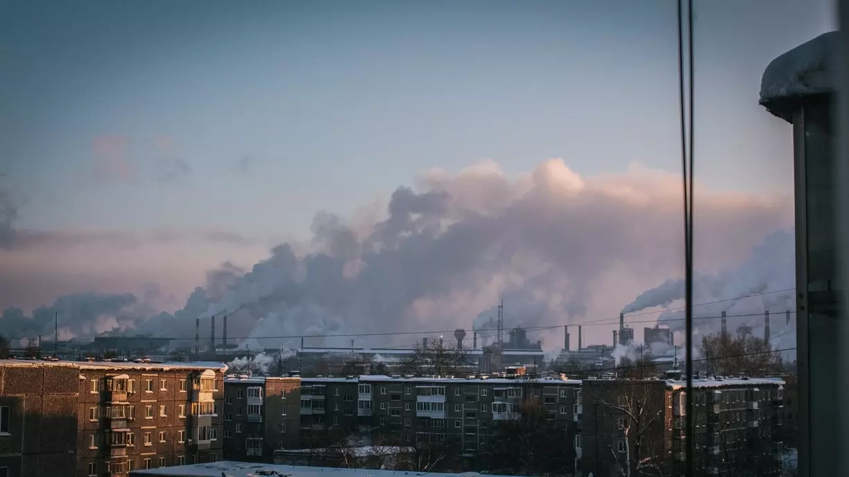 Росприроднадзор выявил более десяти нарушений на тагильском заводе Уралхимпласте